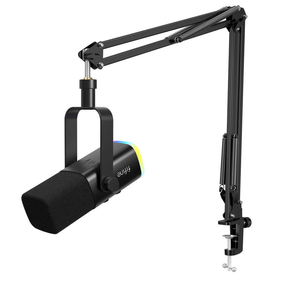 FIFINE AmpliGame AM8T USB/XLR Dynamic Microphone Kit with Boom Arm Stand | طقم ميكروفون ديناميكي FIFINE AmpliGame AM8T USB/XLR مع حامل ذراع قابل للطي